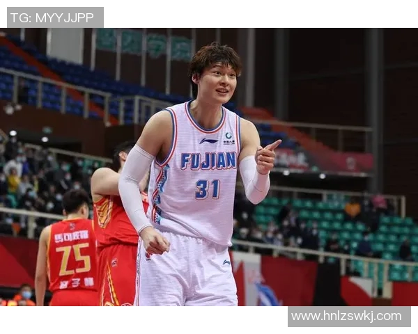 赛后分析：上海篮球队与北京篮球队的比赛节奏与战术对比探讨