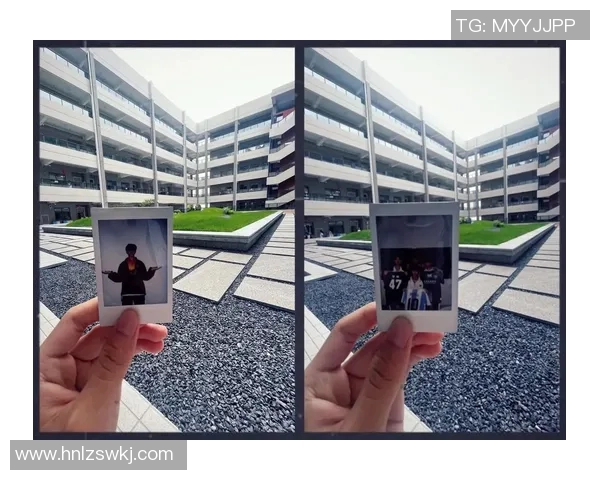 足球明星拍立得瞬间定格球场传奇与激情时刻的完美结合