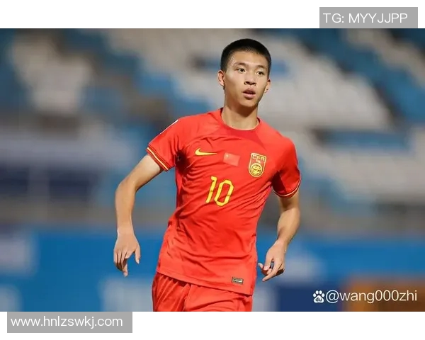 国内足球明星名单揭晓新一代球员引发热议与期待