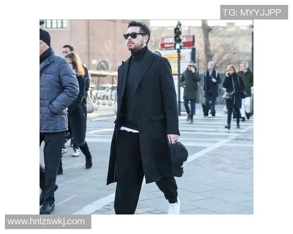 学足球明星穿搭技巧打造你的运动时尚风格与个性魅力